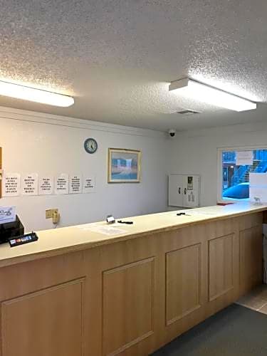 Country Inn Motel