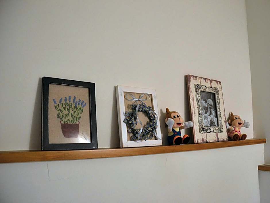 43&13 Room Store B&B