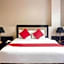 OYO 187 The Maxwell Hotel