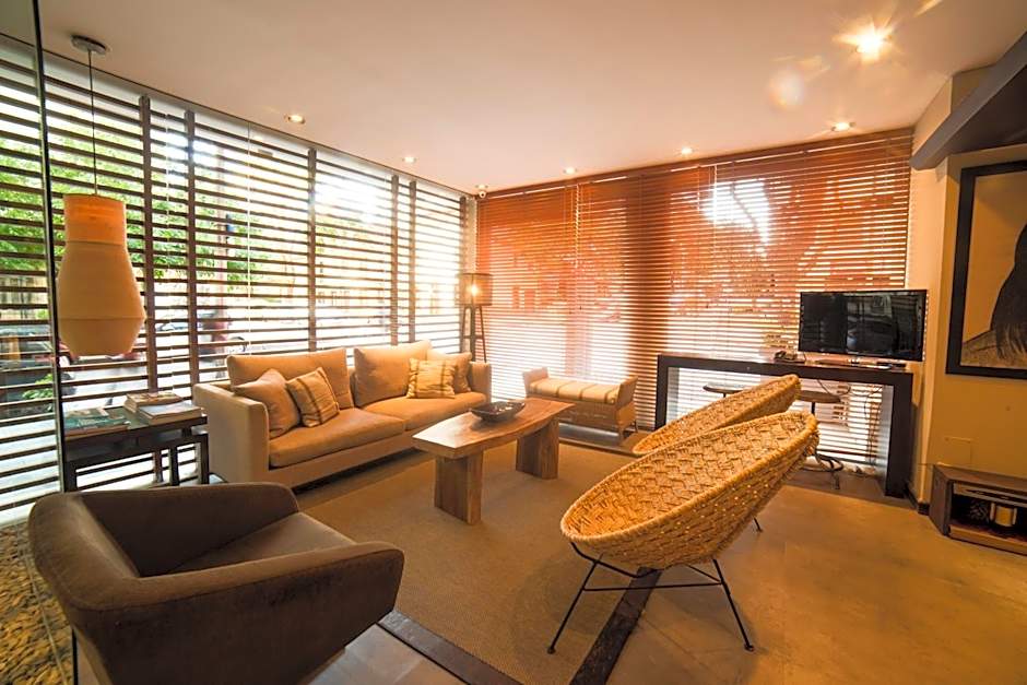 27 Suites