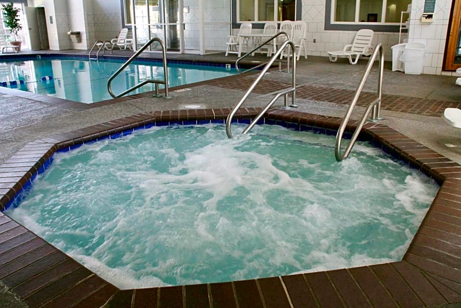 Baymont by Wyndham Des Moines Airport