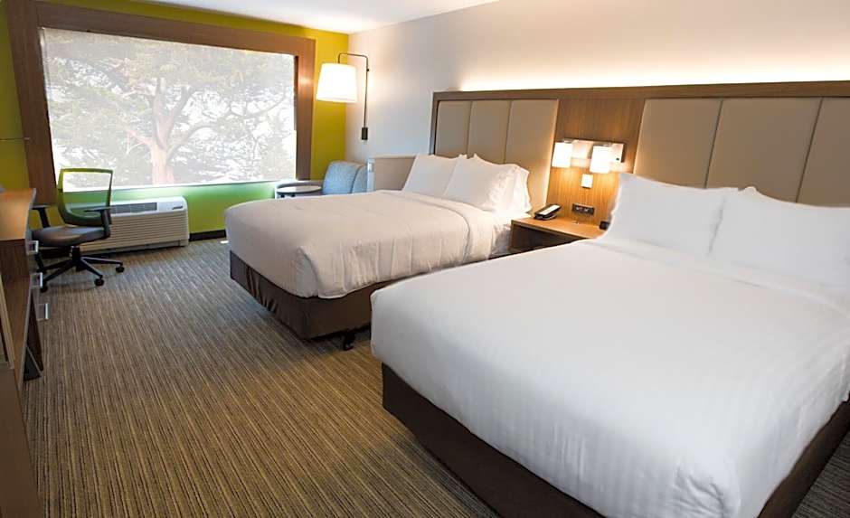 Holiday Inn Express & Suites Greenwood North By IHG