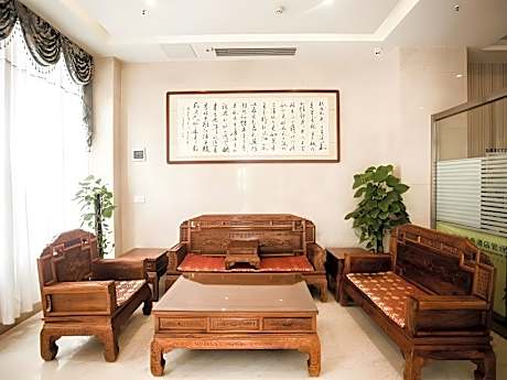 Green Tree Inn Hubei Xiaogan Dawu County Changzheng Bei Road