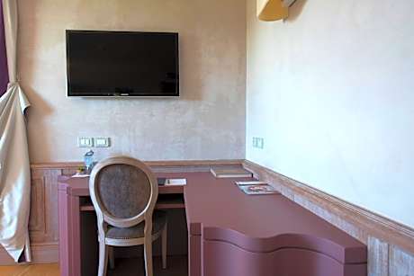 Prestige Double Room with Garden View