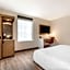 Cambria Hotel Denver Downtown RiNo