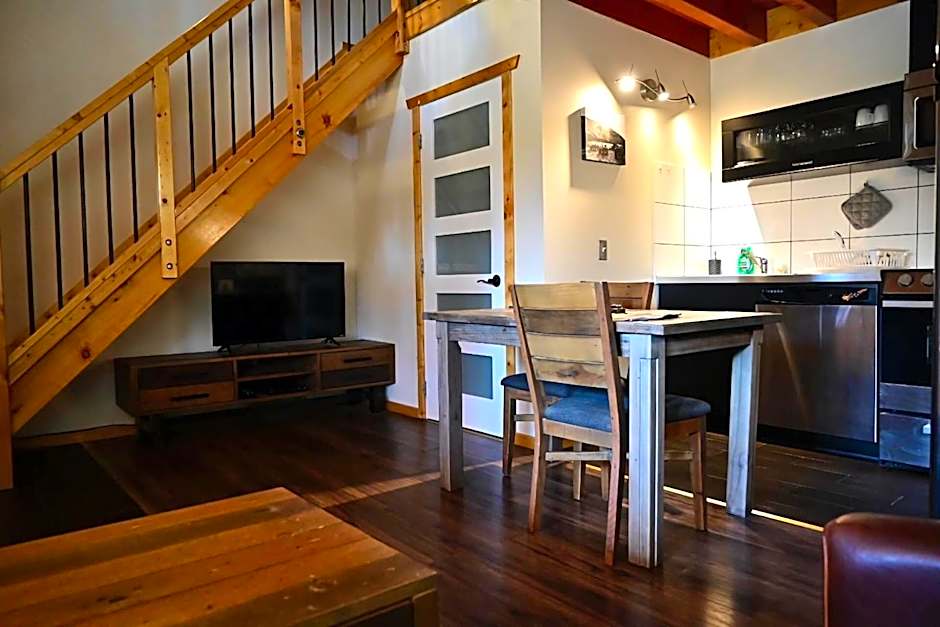 Red Cariboo Apartments