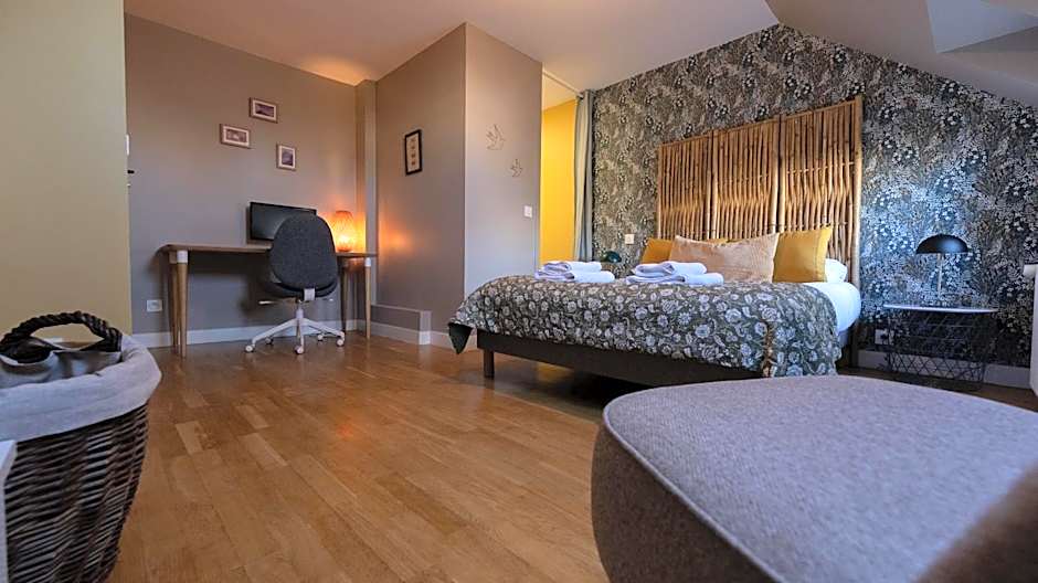 Chambres au coeur du quartier historique - Maison Alternativi