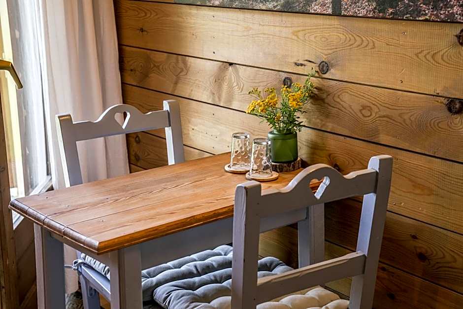 Minds & Mountains Eco Lodge