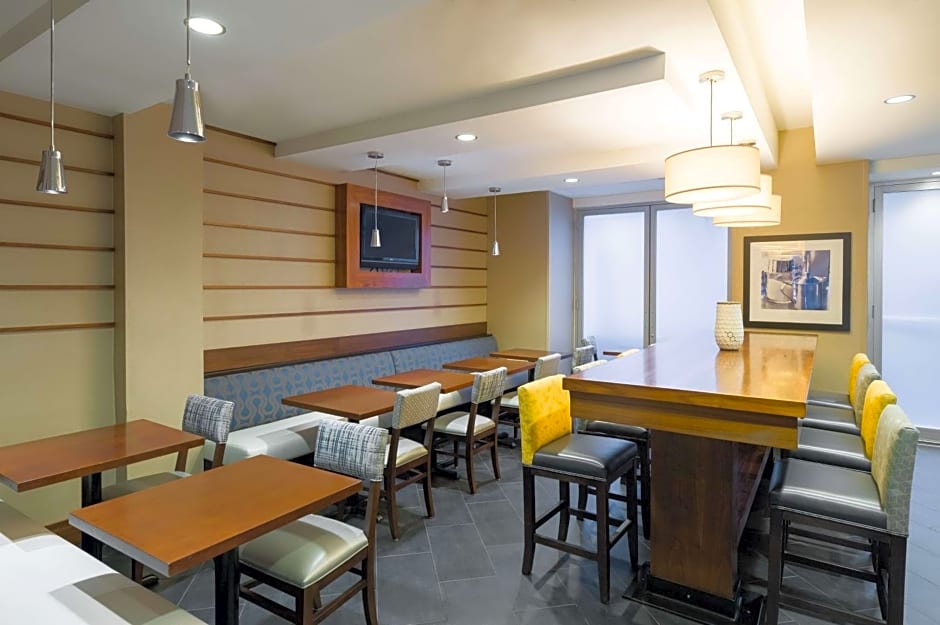 Hampton Inn By Hilton Manhattan-Chelsea