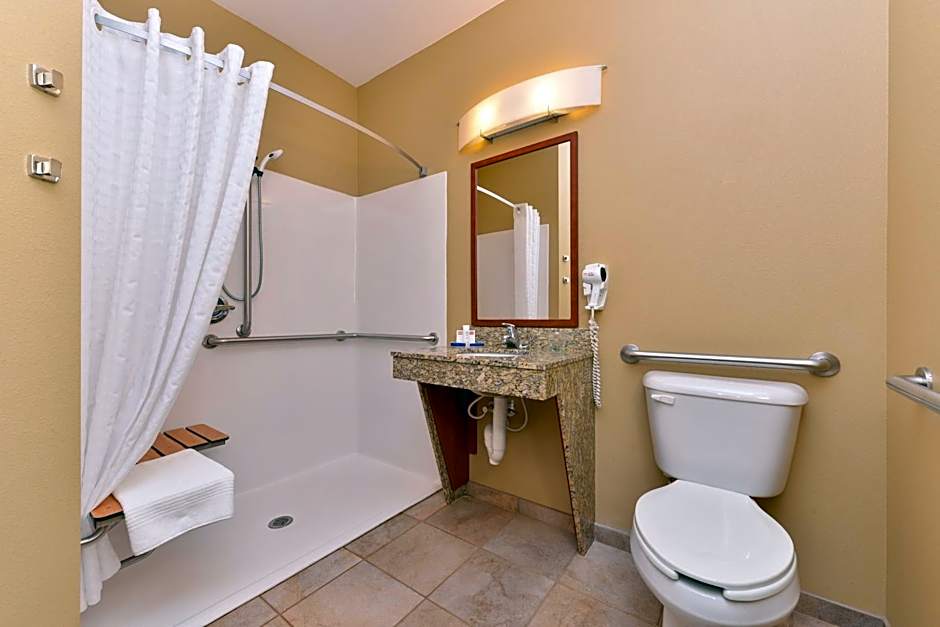 Candlewood Suites Williston By IHG