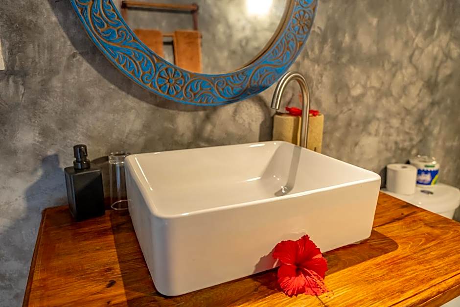 Mnana Beach Bungalows