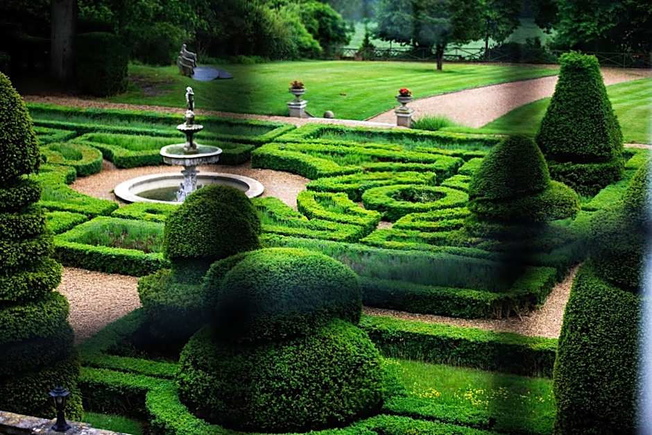 Danesfield House Hotel And Spa