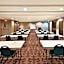 Holiday Inn Express Show Low By IHG