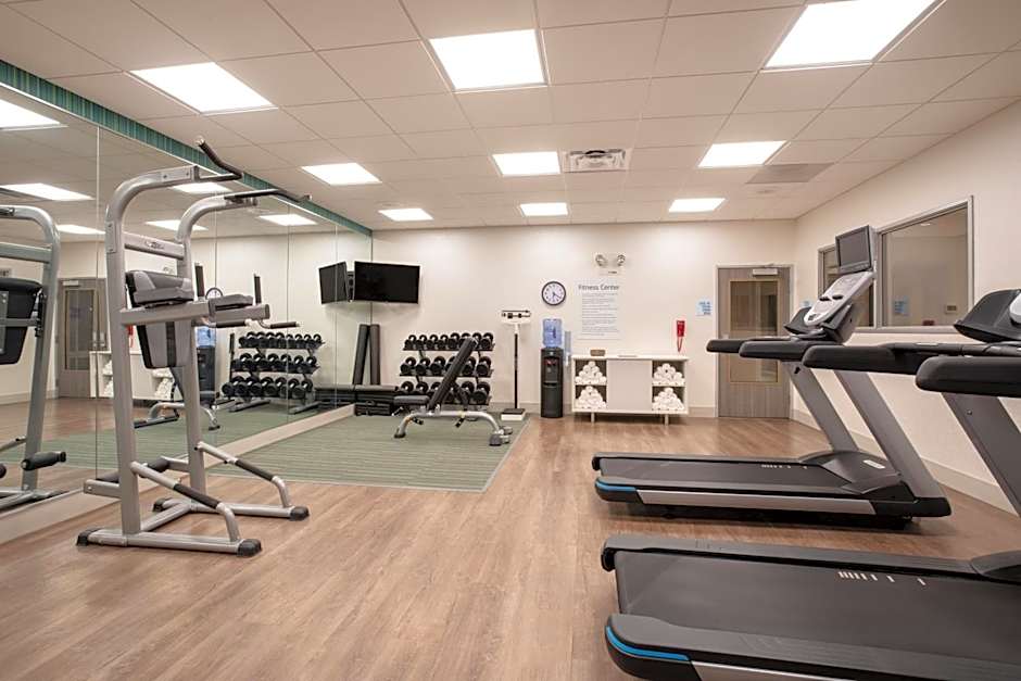 Holiday Inn Express And Suites Denver Ne - Brighton By IHG