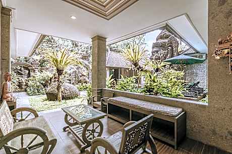 Huts Rock Ubud 