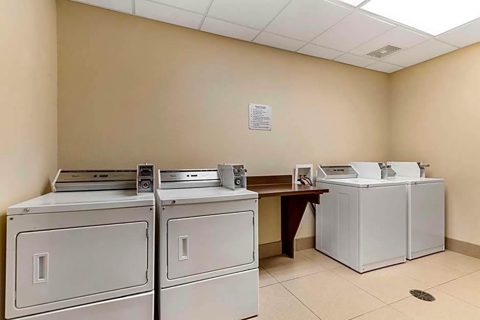 Best Western Plus Longhorn Inn & Suites