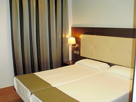 APARTMENT CAPACITY 1