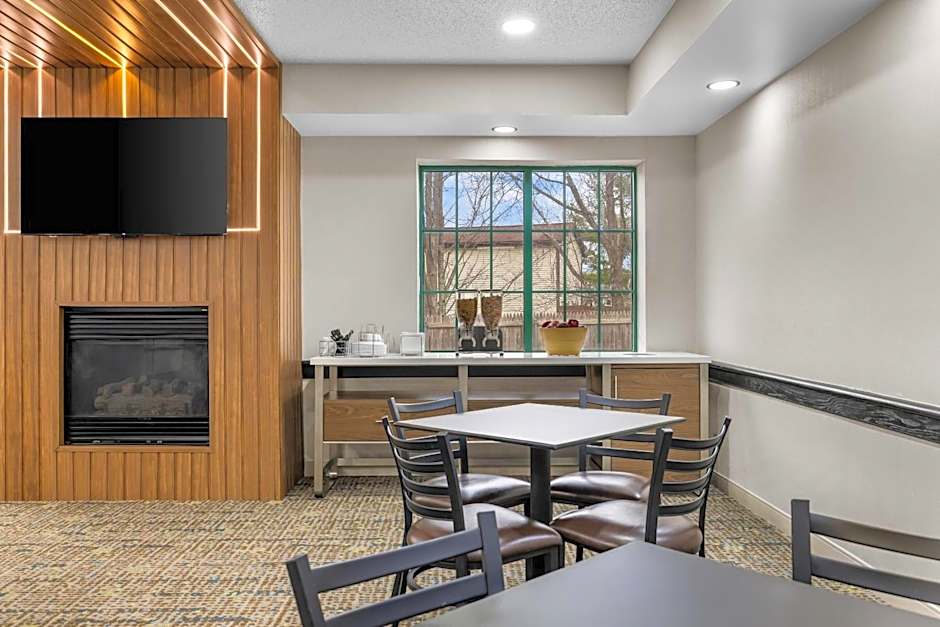 Quality Inn Brewerton - Syracuse Oneida Lake Area