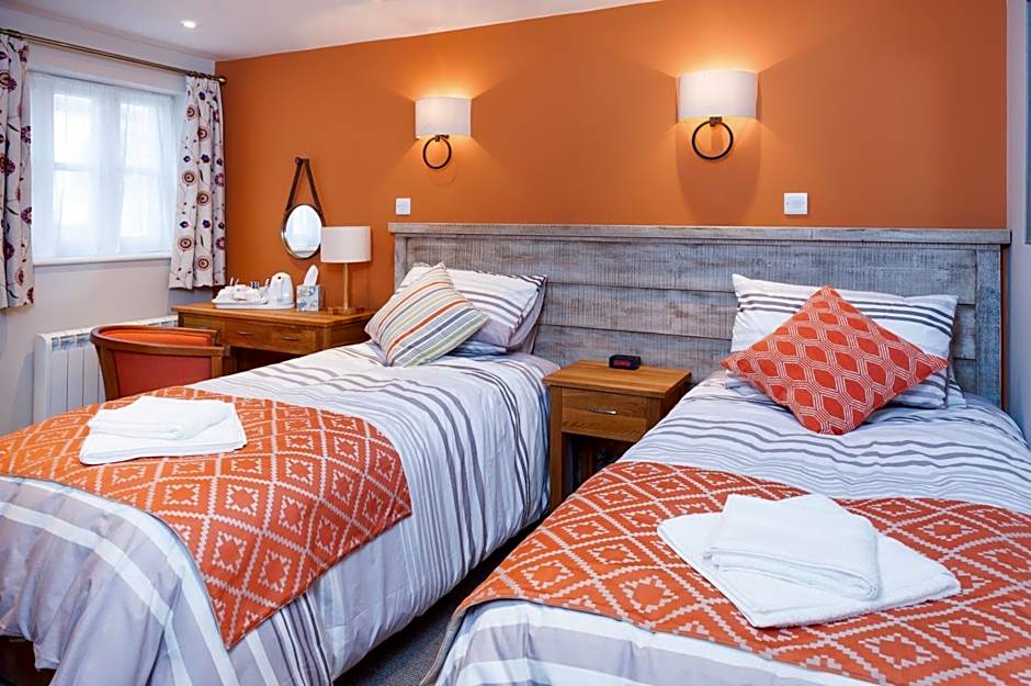 Photo 1 of 28 of Deluxe 1 Double Bed or 2 Beds