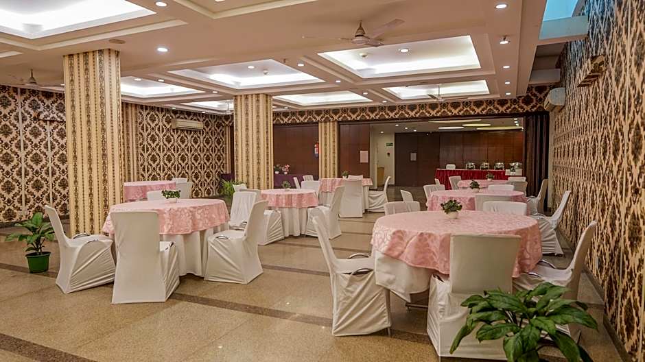 Alpina Hotels & Suites