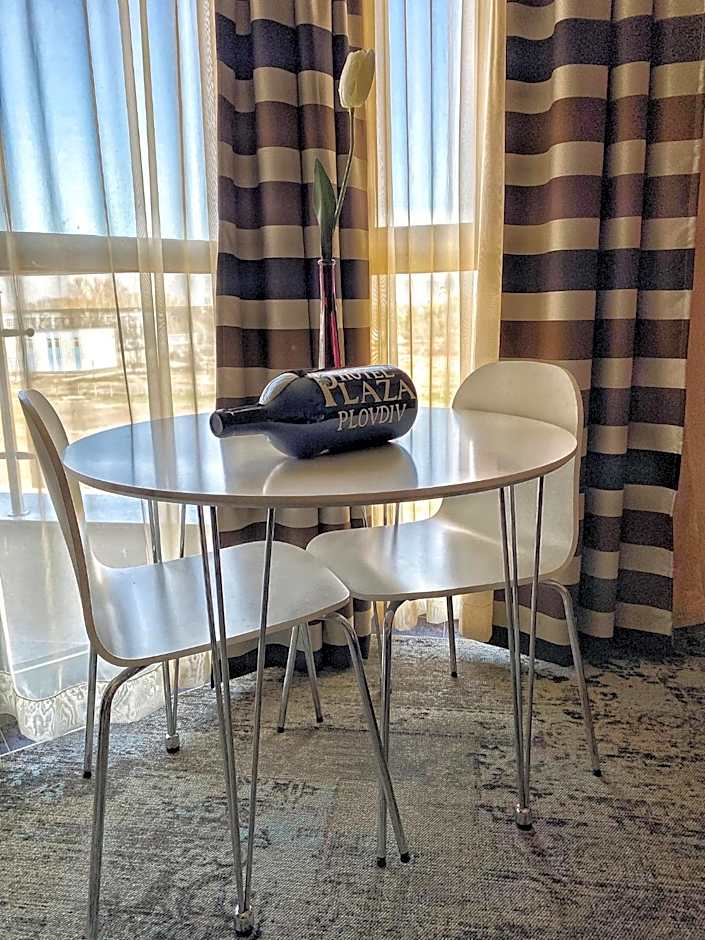 Plaza Hotel Plovdiv - Free Parking