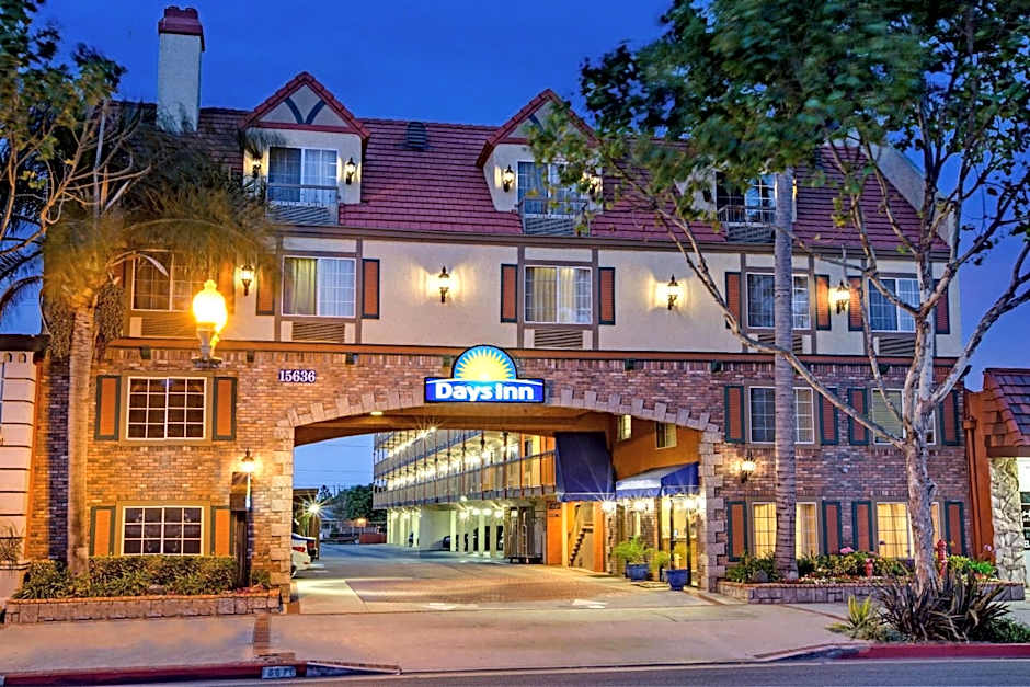 Days Inn by Wyndham Los Angeles LAX/ Redondo & Manhattan Beach