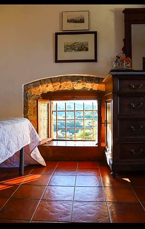 Madonna del Poggio B&B