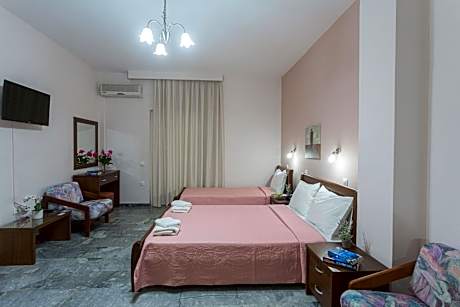 Studio with Sea View