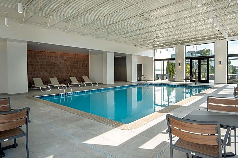 Embassy Suites by Hilton Cincinnati Northeast Blue Ash