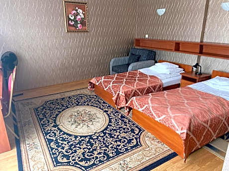 Triple Room with Bath