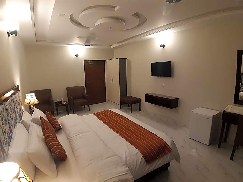 Hotel Executive Lodge