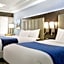 Days Inn & Suites by Wyndham Houston Hobby Airport