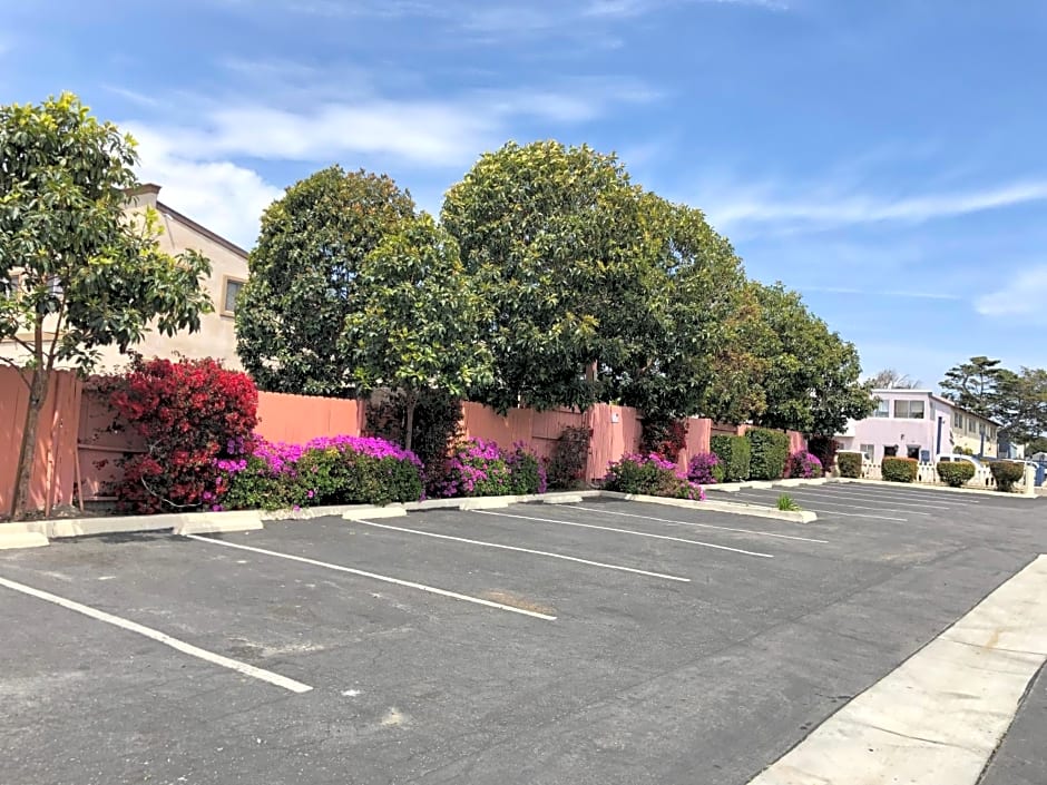 Pacific Inn