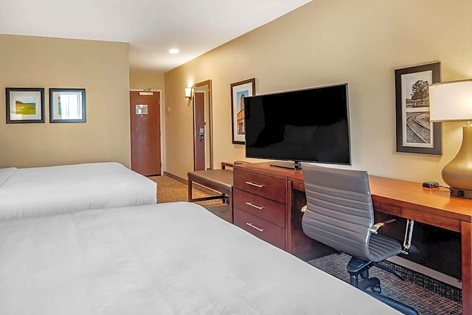 Comfort Inn & Suites Harrisonburg