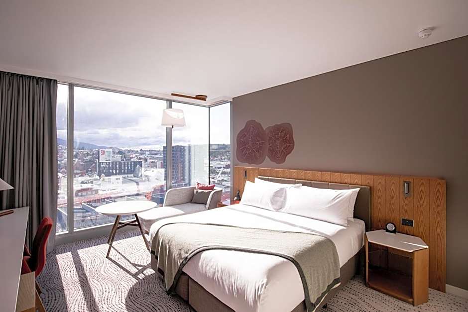 Crowne Plaza Hobart By IHG