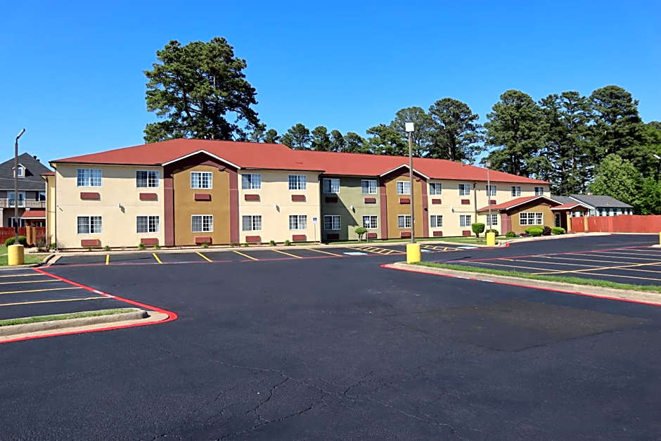 Photo 1 of 44 of HomeTown Inn & Suites