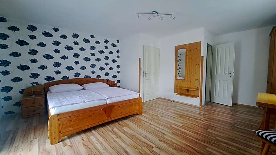 Gästezimmer Tiefenbacher