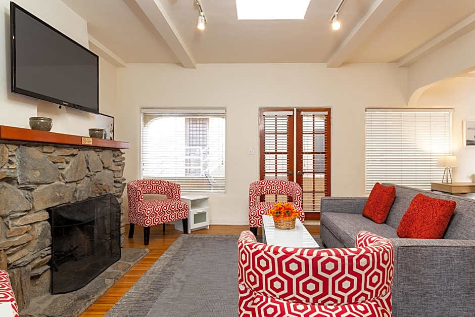 The Sea View Inn At The Beach