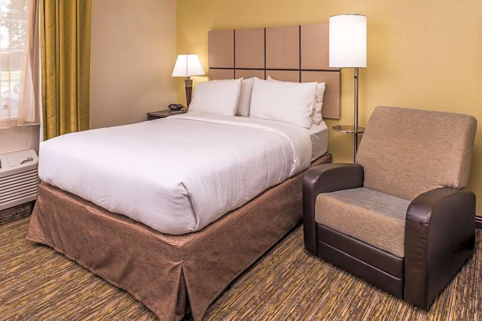Candlewood Suites Kansas City By IHG