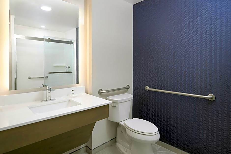 Fairfield by Marriott Inn & Suites Durham