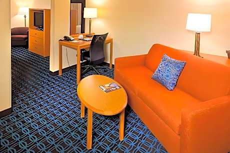 Suite, 2 Queen, Sofa bed