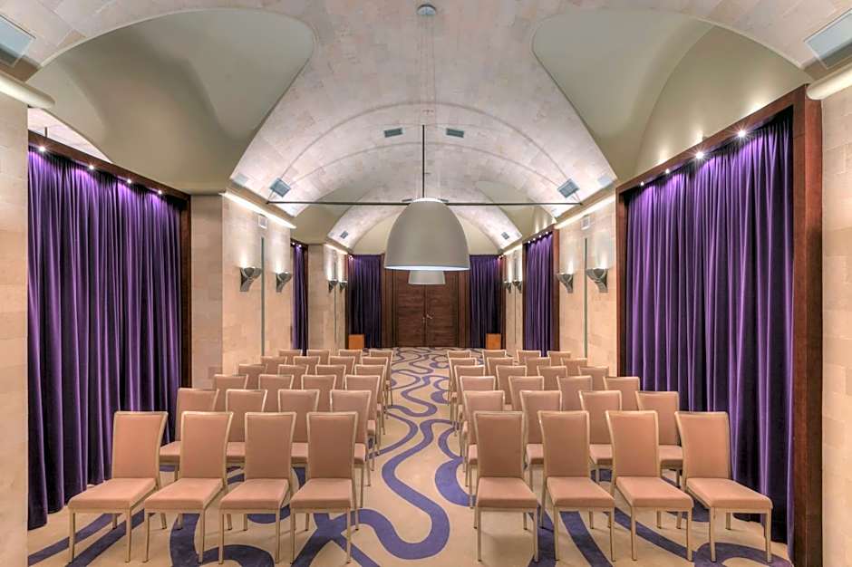 GDM Megaron, Historical Monument Hotel