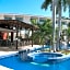 La Isla Huatulco Hotel & Beach Club