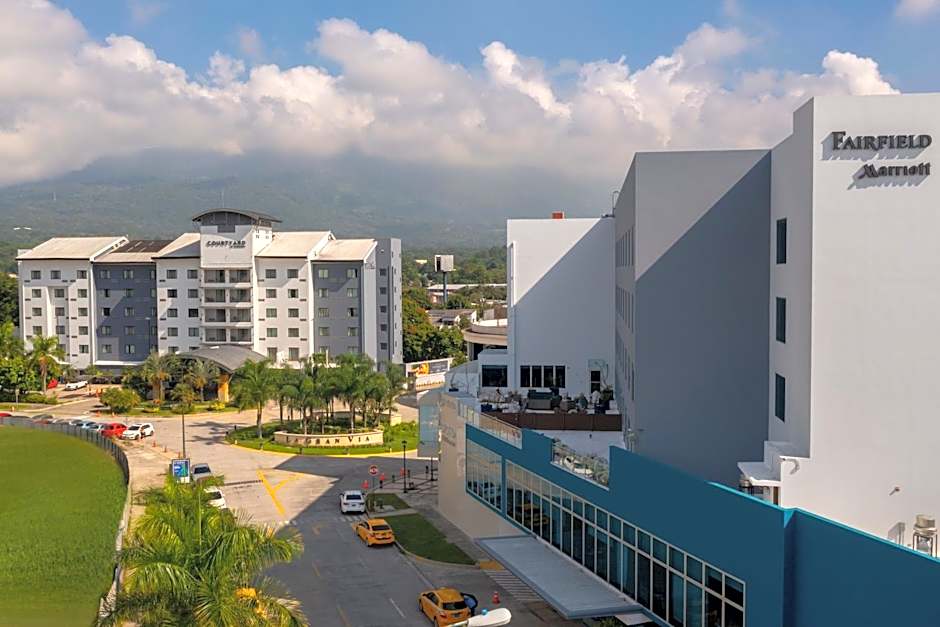 Courtyard by Marriott San Salvador