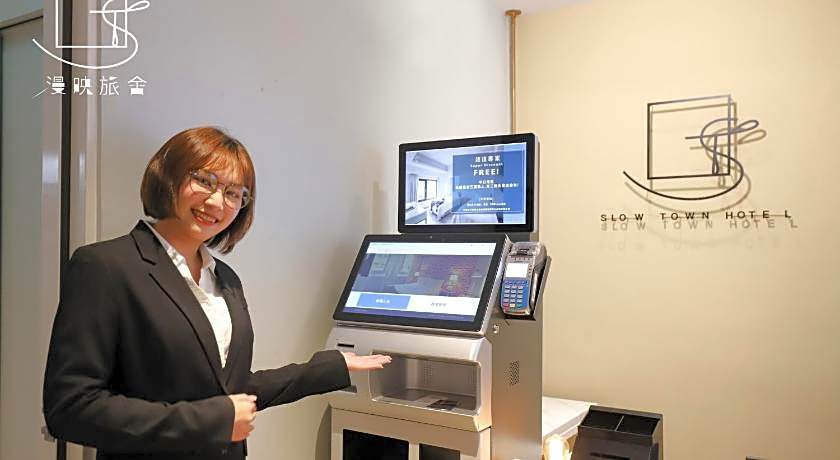 Slow Town Hotel- Reel