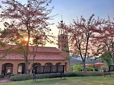 La Provence Suan Phung Hotel