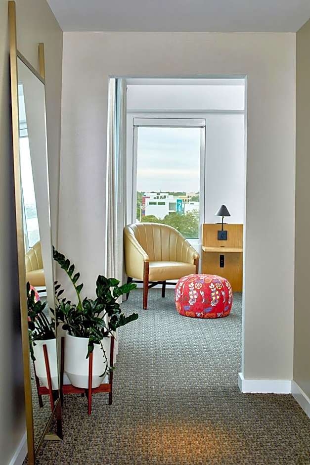 The Sarasota Modern, a Tribute Portfolio Hotel