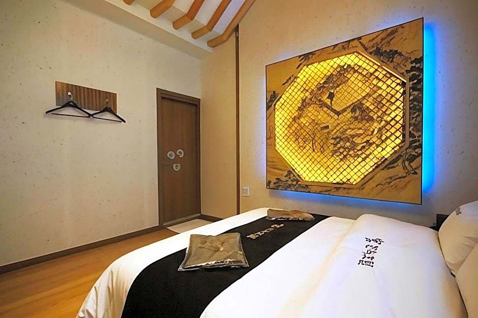 Hanok Hotel Kung
