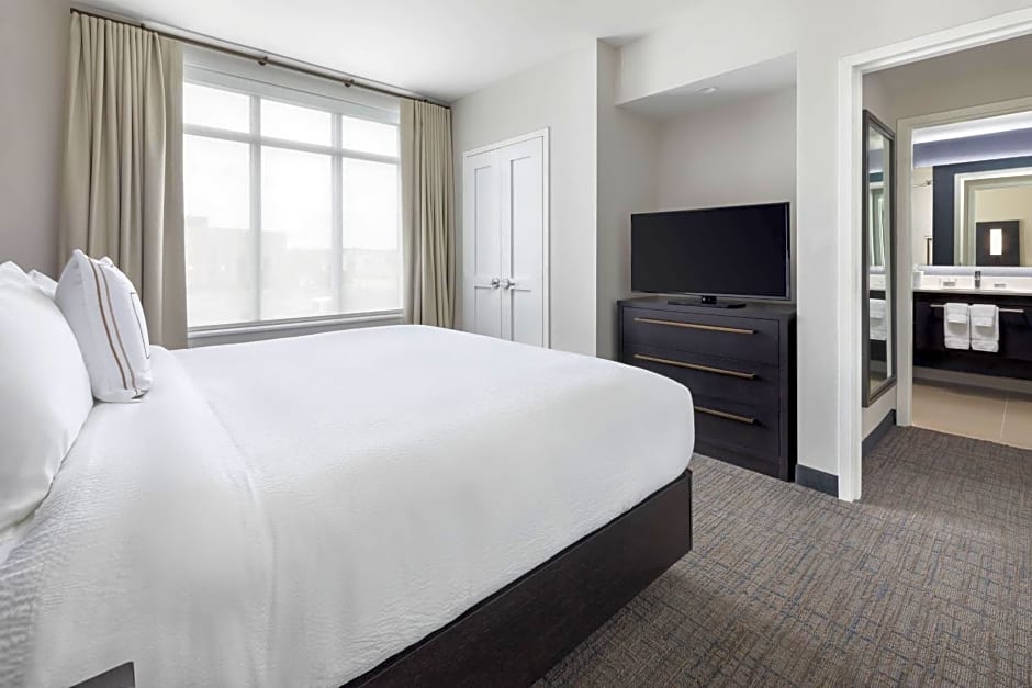 Residence Inn Long Island Garden City