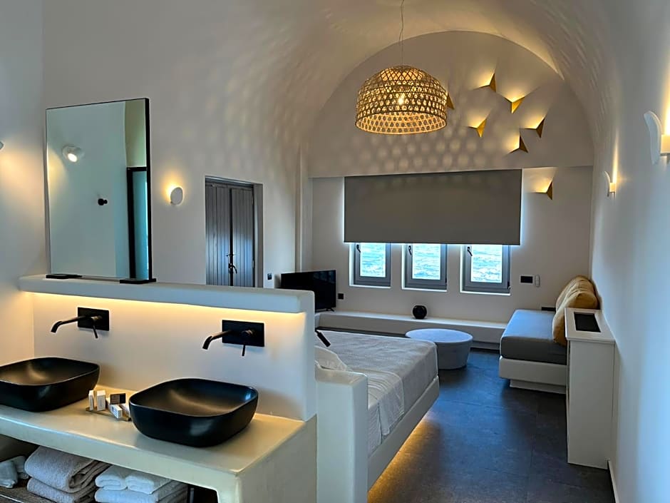 Elements Cozy Suites Pyrgos